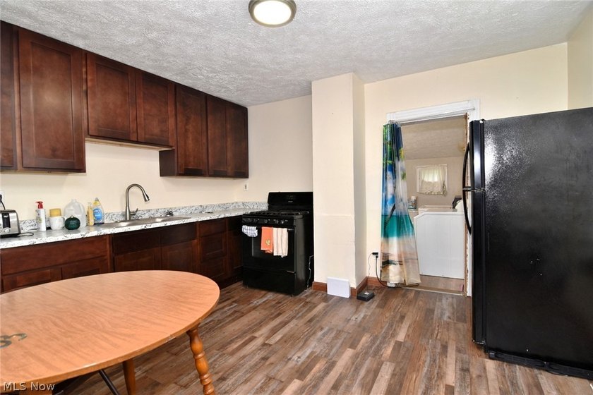 Welcome to this charming and partially updated single-family - photo 5