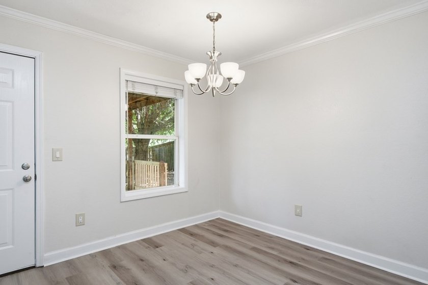 Newly renovated home in the highly desired Oak Grove School - photo 8