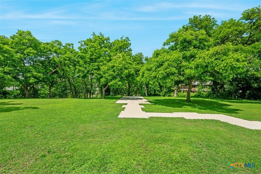 Exquisite O'Neil Ford, a prime example of mid-century Texas - photo 36