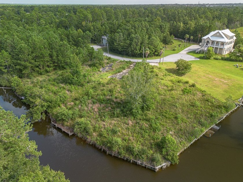 Come build the waterfront home you've always dreamed of on this - photo 8