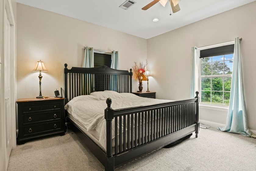 Great Home for Entertaining! This home is just off Hwy. 90 on a - photo 8