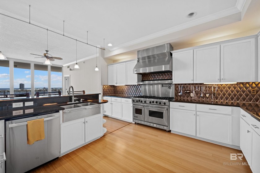 Experience waterfront living at Bayshore Towers, an exclusive - photo 22