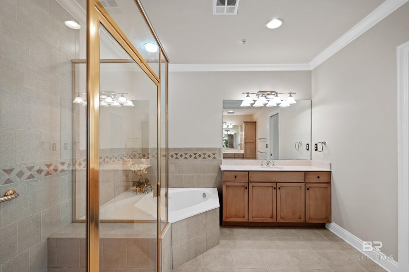 Experience waterfront living at Bayshore Towers, an exclusive - photo 40