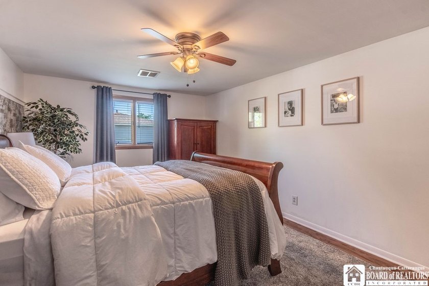 Are you looking for a spacious 3 bedroom, 1.5 bath home near all - photo 27