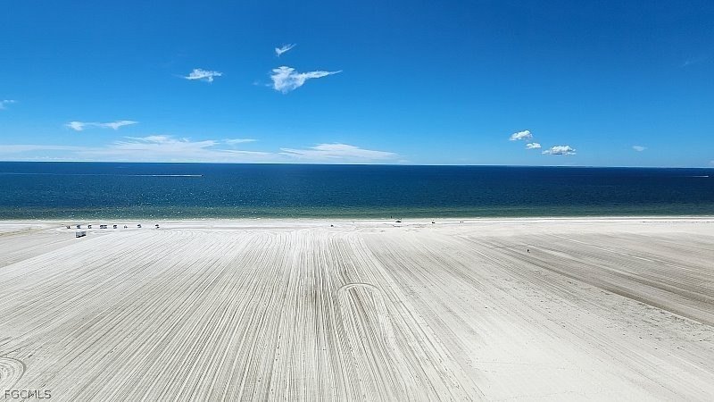 Elevated coastal living awaits from this 11th-floor luxury - photo 27