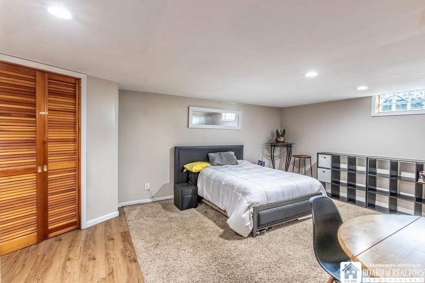 Are you looking for a spacious 3 bedroom, 1.5 bath home near all - photo 34