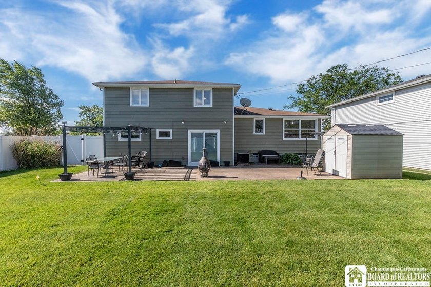 Are you looking for a spacious 3 bedroom, 1.5 bath home near all - photo 41
