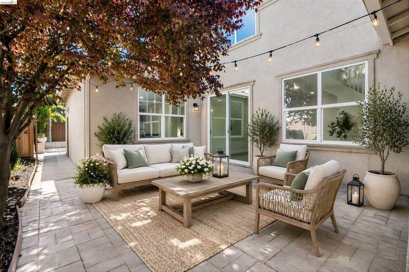 Price Improved! Move-in ready 5 bedroom, 3 bath home offering - photo 3