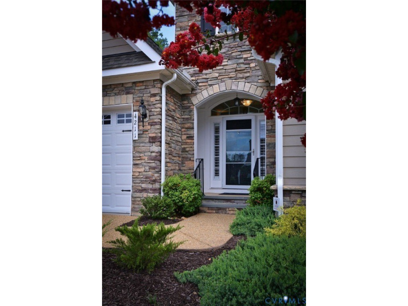Welcome to 4211 Berry Square, tucked away on a quiet street in - photo 44
