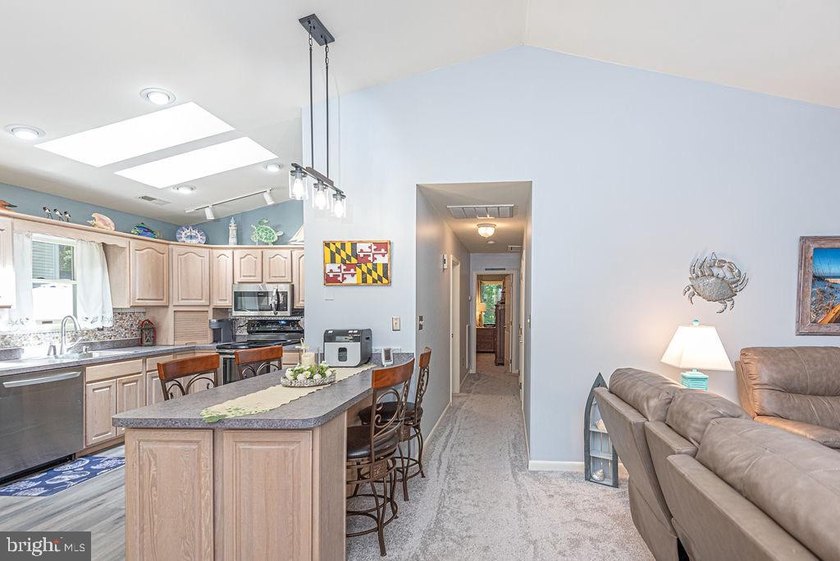 Beautifully maintained and move-in ready home located in the - photo 16
