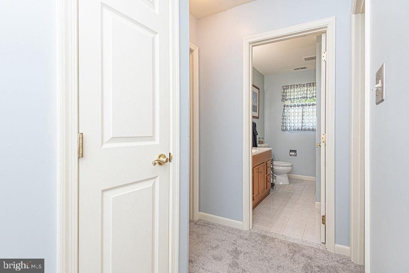 Beautifully maintained and move-in ready home located in the - photo 24