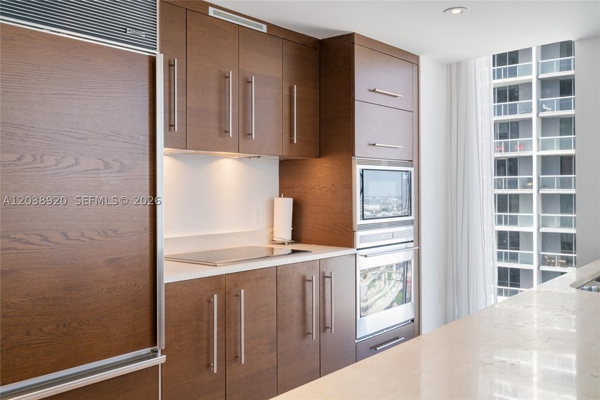 Experience luxury living at Icon Brickell Tower I. This bright - photo 25