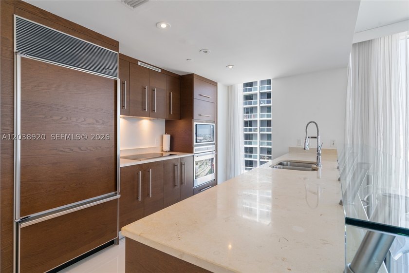 Experience luxury living at Icon Brickell Tower I. This bright - photo 26