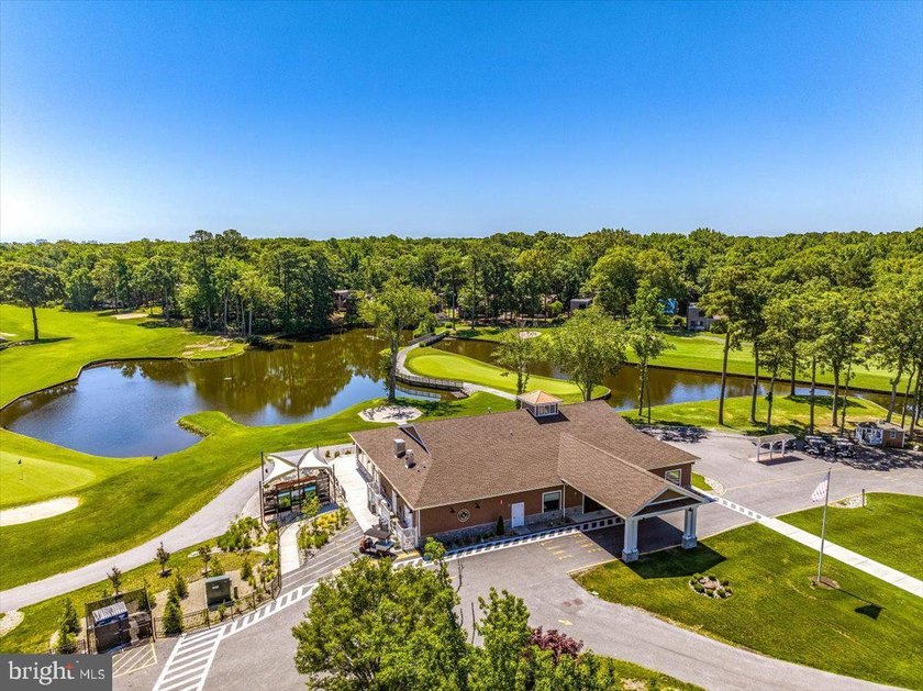 Beautifully maintained and move-in ready home located in the - photo 40