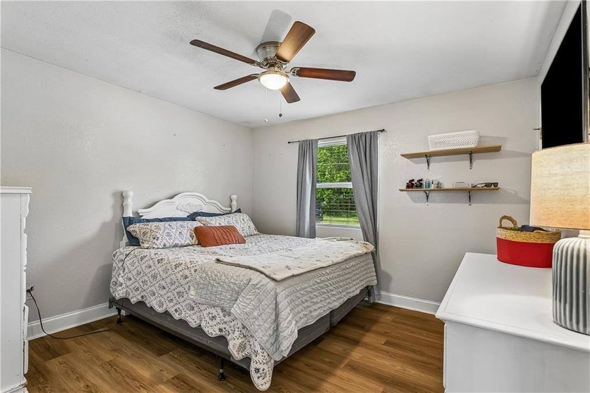 Great home located in the heart of Slidell. Lots of bonus space - photo 8