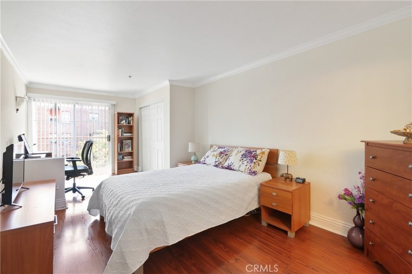 Showcasing an exceptional layout, open-concept design, and - photo 11