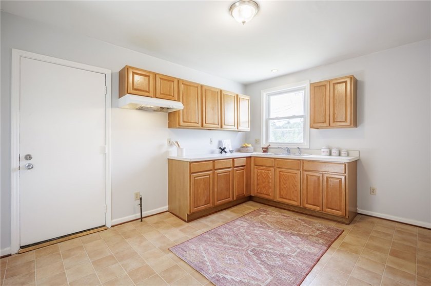 Another Rockin' Rochester Property! Welcome to 86 Grand Avenue! - photo 8