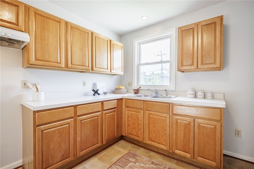 Another Rockin' Rochester Property! Welcome to 86 Grand Avenue! - photo 9