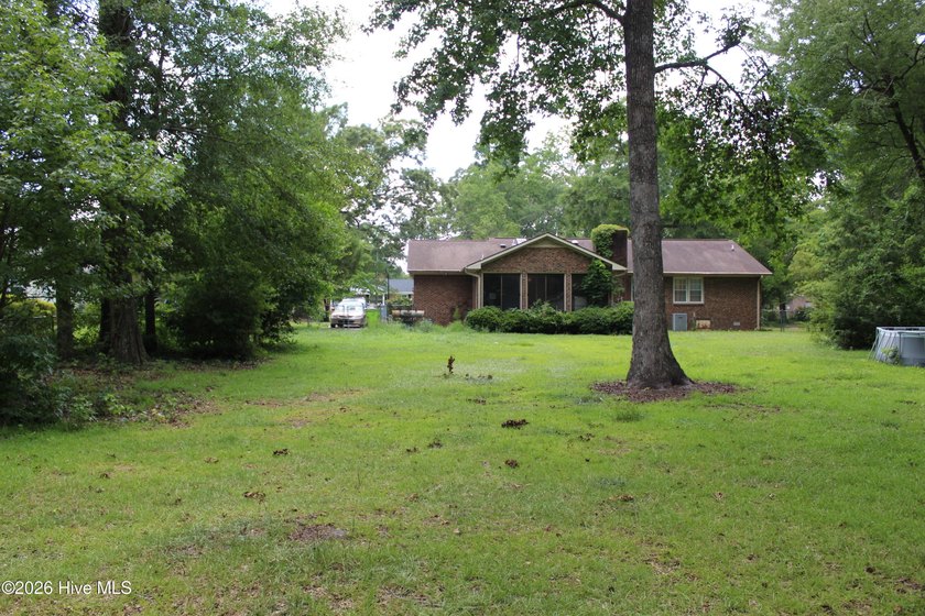 Welcome home to 1412 Oxford Lane--where charm, opportunity, and - photo 5