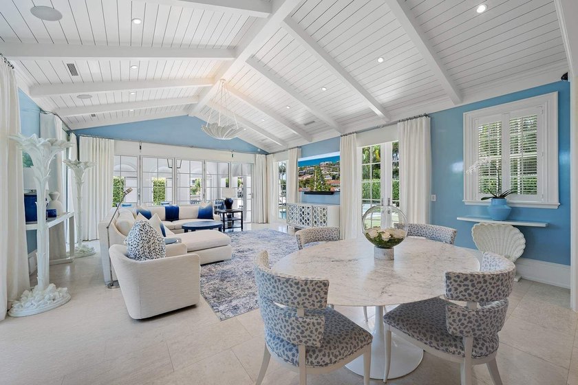Stunning ''nearly new'' waterfront residence, complete with - photo 14