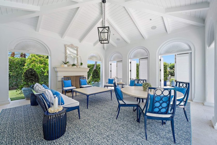 Stunning ''nearly new'' waterfront residence, complete with - photo 23