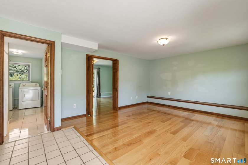 Welcome to 82 Lake Garda Drive, a beautifully maintained - photo 5