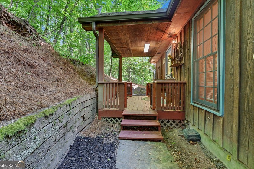 The Ultimate High-Elevation Retreat: Perched high above the - photo 43