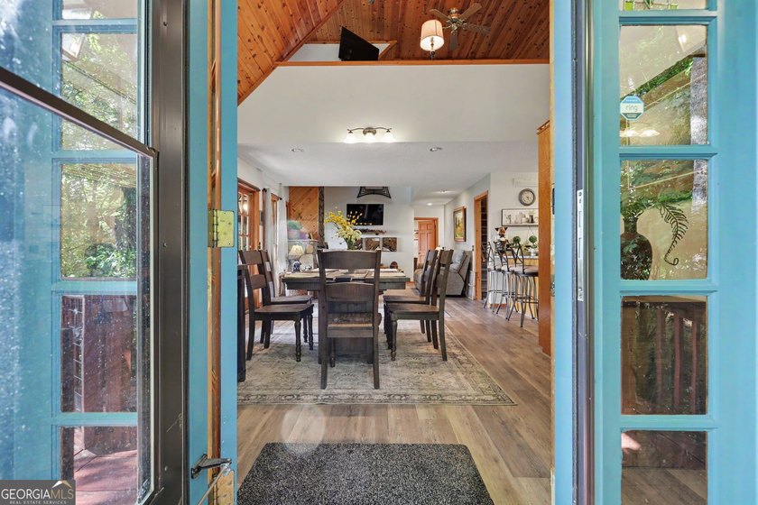 The Ultimate High-Elevation Retreat: Perched high above the - photo 47