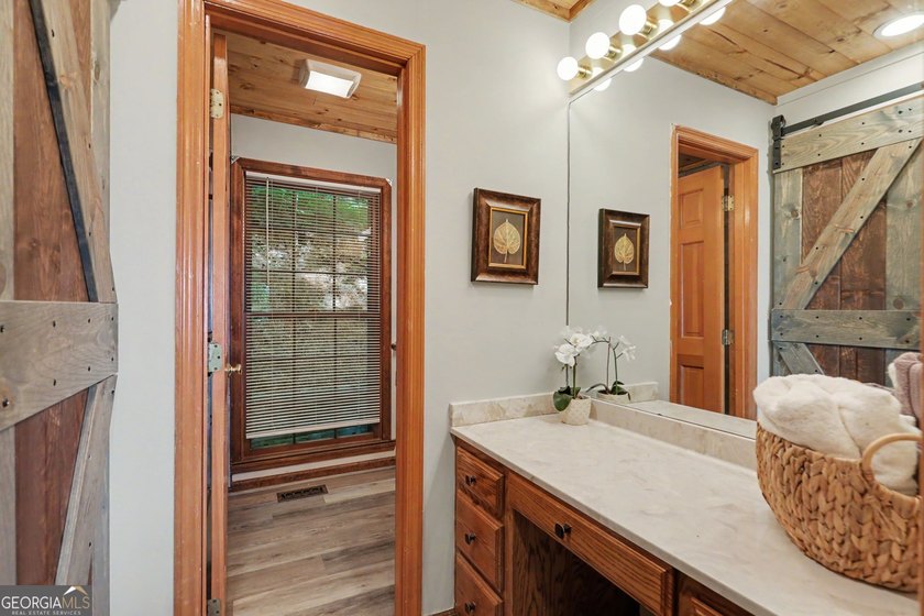 The Ultimate High-Elevation Retreat: Perched high above the - photo 48