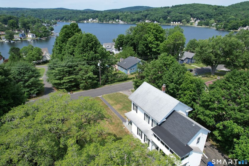 Excellent opportunity for both owner-occupants and investors! - photo 6