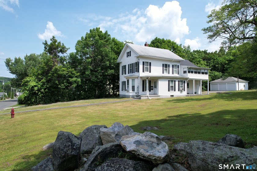 Excellent opportunity for both owner-occupants and investors! - photo 10