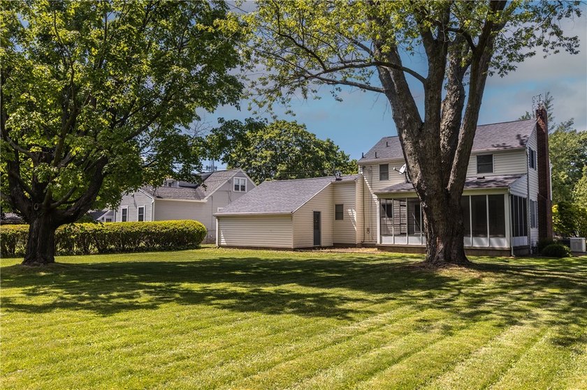 Classic Village Colonial that has been beautifully maintained - photo 5