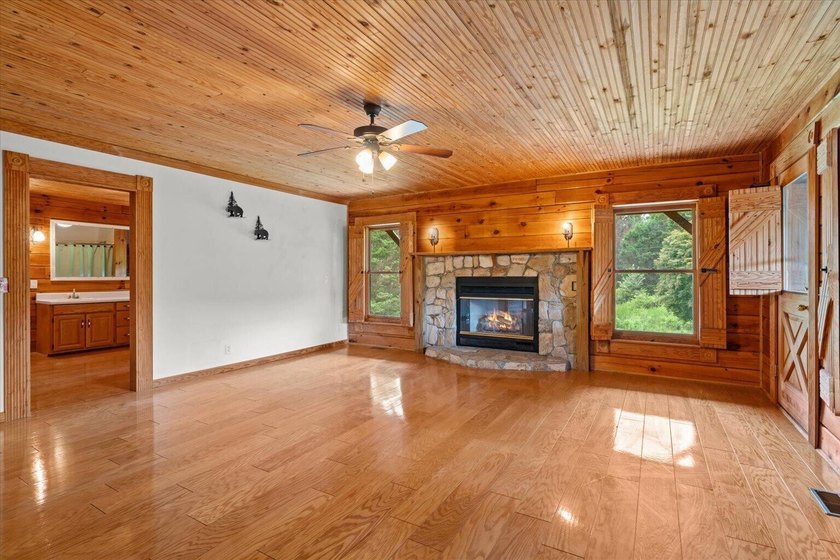 Escape to the peaceful country lifestyle you've been dreaming of - photo 21