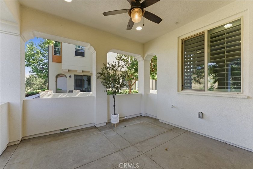 Welcome to one of the most private and desirable corner-unit - photo 8