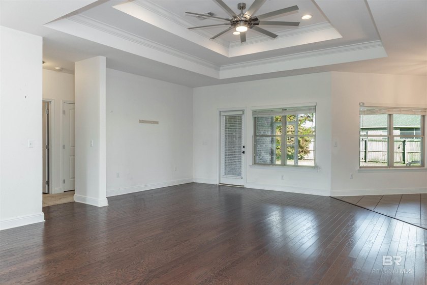 Welcome home to this beautiful brick residence located in the - photo 8