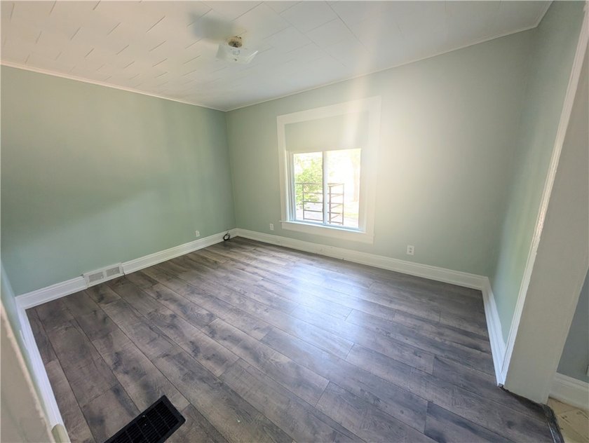 Another Rockin' Rochester Property! This beautifully updated - photo 15