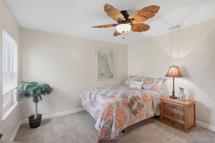 Located just minutes to the Beach or Intracoastal River in the - photo 30