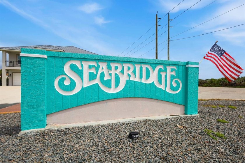 Located just minutes to the Beach or Intracoastal River in the - photo 39