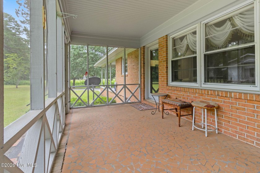 Tucked quietly away from the road at 312 N Mitchell Ford Rd in - photo 6