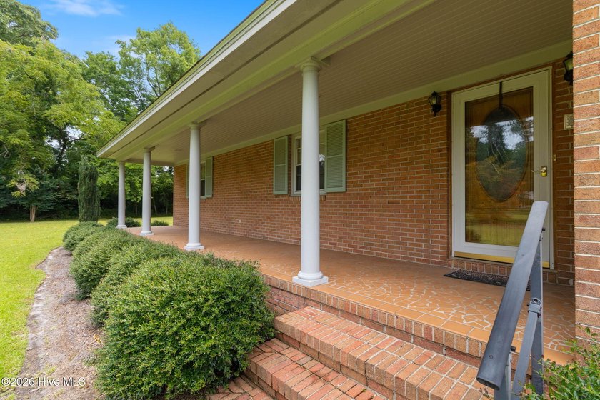 Tucked quietly away from the road at 312 N Mitchell Ford Rd in - photo 7