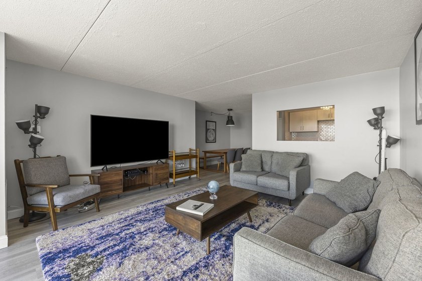 Beautifully updated corner unit in the sought after Cove Landing - photo 9