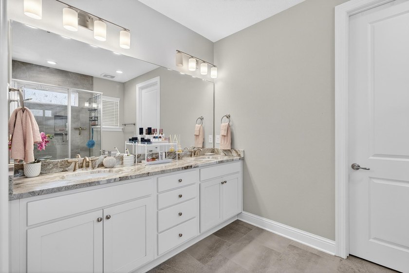 Built by respected local builder Randy Wise Homes, this - photo 13