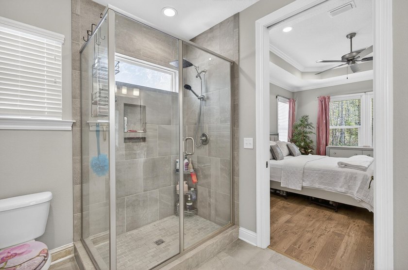 Built by respected local builder Randy Wise Homes, this - photo 14