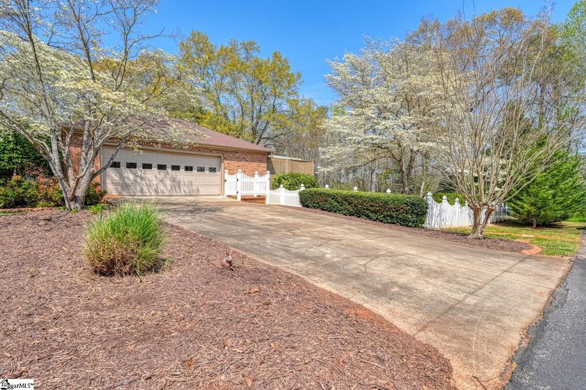 Welcome to 300 Crestview Lane, an exceptional residence nestled - photo 4