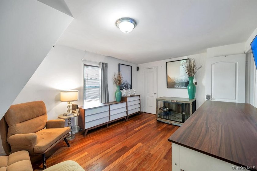 Welcome to 573 Miller Avenue, Freeport, NY - A beautiful and - photo 26