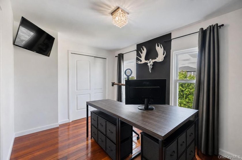 Welcome to 573 Miller Avenue, Freeport, NY - A beautiful and - photo 30