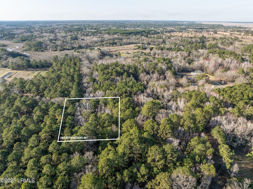 If you are looking for a large private seclude acreage, I have - photo 2