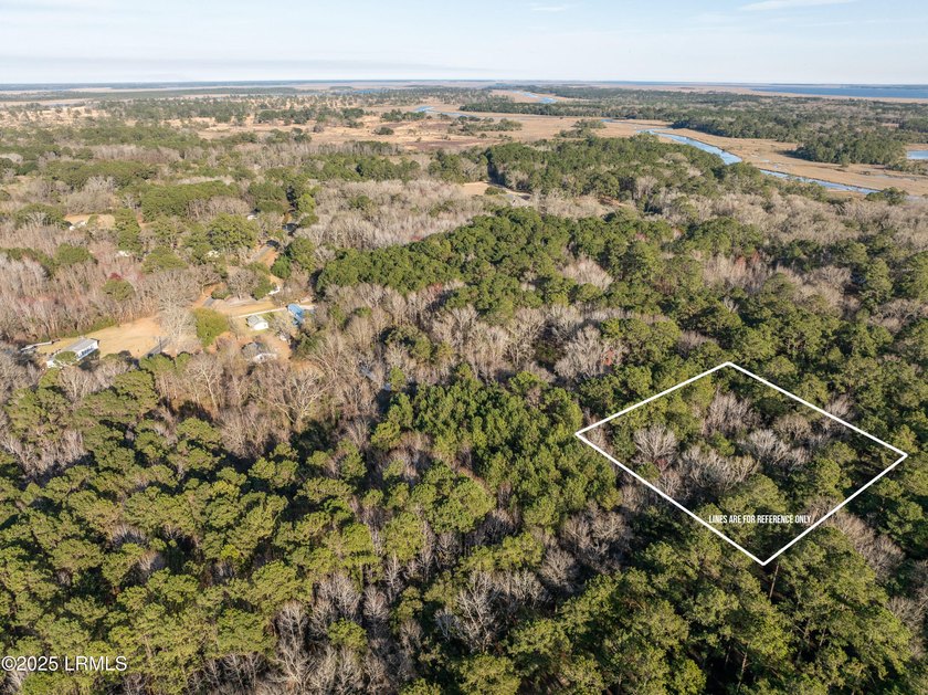 If you are looking for a large private seclude acreage, I have - photo 7