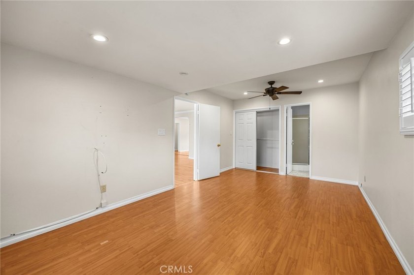 This corner lot, 3 Bedroom, 2 and 1/2 bath is in the popular Los - photo 21