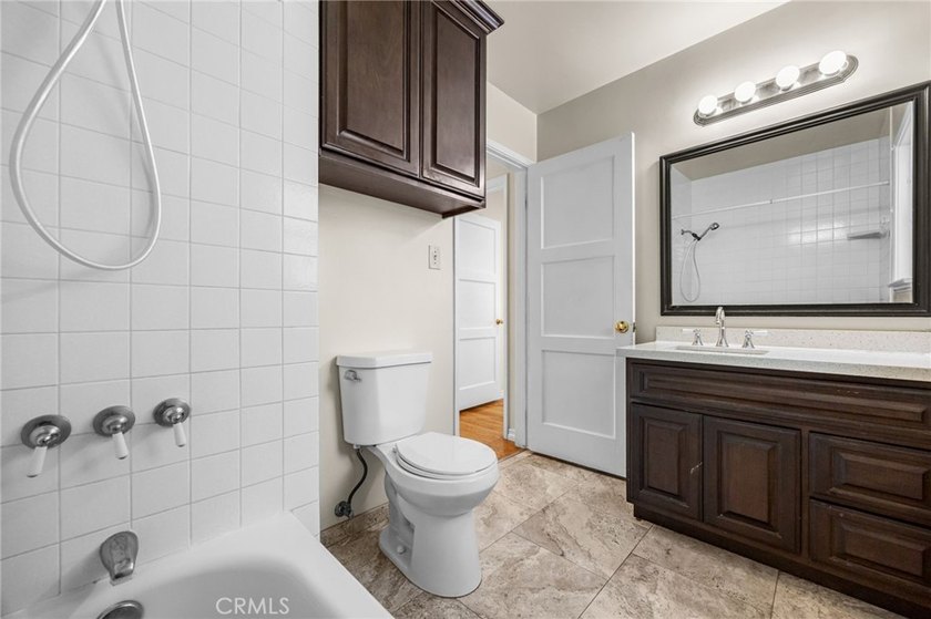 This corner lot, 3 Bedroom, 2 and 1/2 bath is in the popular Los - photo 42